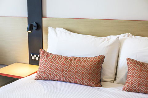 Nightcap At Regents Park Hotel - Phillip Island Accommodation 1