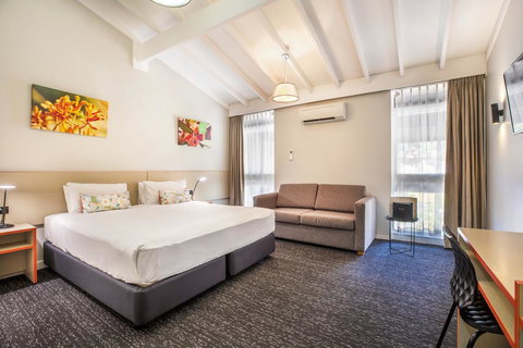 Nightcap At The Ranch Hotel - Phillip Island Accommodation 1