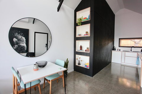 Nowra Studio Barn - Phillip Island Accommodation 0