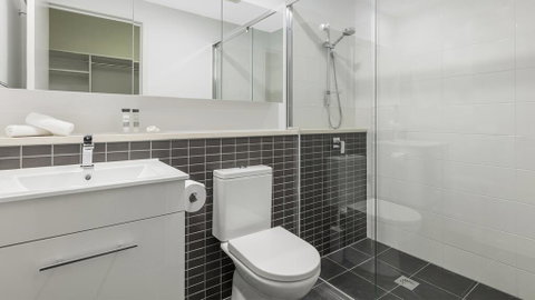 Oaks Brisbane Woolloongabba Suites - Phillip Island Accommodation 1