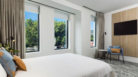 Oaks Cairns Hotel - Phillip Island Accommodation 2