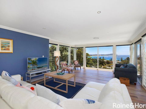 Ocean Breeze - 41 Kurrawyba Avenue, Terrigal - Phillip Island Accommodation 2