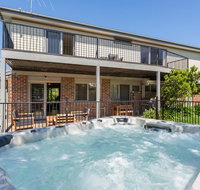 Ocean Breeze Retreat - with spa and space - Phillip Island Accommodation