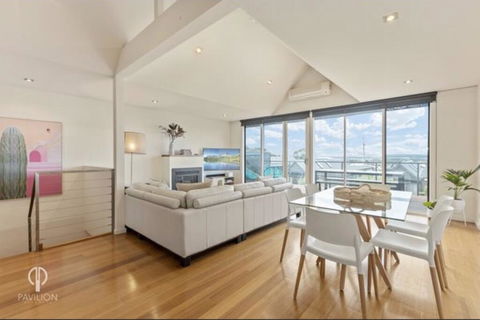 Ocean Grove House With Fantastic Ocean Views - Phillip Island Accommodation 3