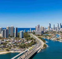 Ocean View Apartment Southport