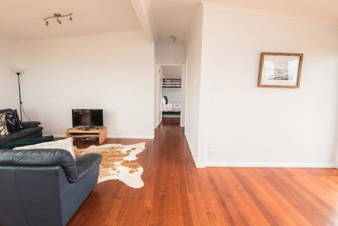 Ocean View Getaway - Phillip Island Accommodation 1
