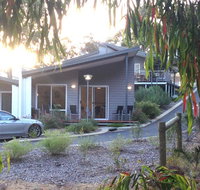 On the Edge of the Forest - Phillip Island Accommodation