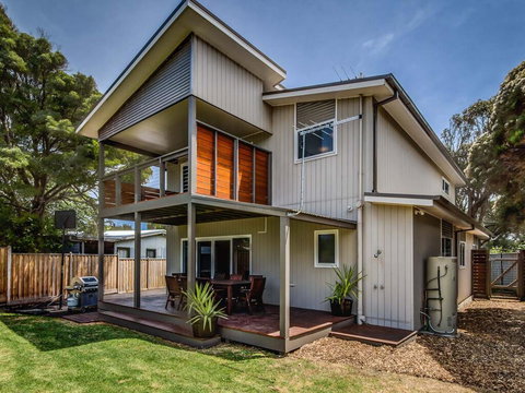 One 20 Seven - Phillip Island Accommodation 3