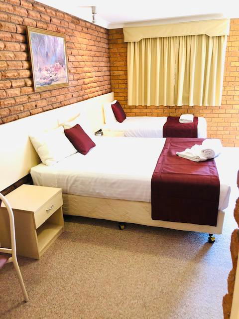 OVERLANDER MOTOR LODGE - Phillip Island Accommodation 3