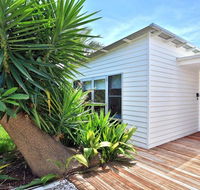 Palm Oasis - family friendly accommodation just a short walk to werri beach - Phillip Island Accommodation