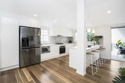 Park Avenue Terrace House Sleeps 9 - Phillip Island Accommodation 0