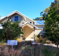 Pelican Escape Executive Home at Raffertys Resort - Phillip Island Accommodation