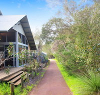 PEPPY TREE HOUSE - Phillip Island Accommodation
