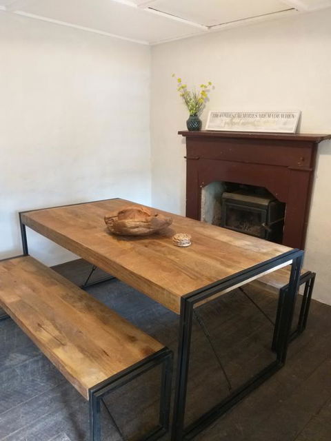 Pines Cottage - Phillip Island Accommodation 2