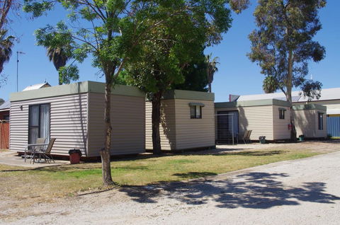 Pioneer Tourist Park - Phillip Island Accommodation 2