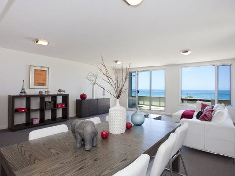 POINT GREY APARTMENT 14 - The Point - Phillip Island Accommodation 2
