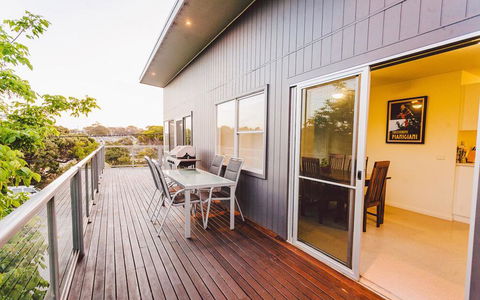 Point Lonsdale Holiday Apartments - Phillip Island Accommodation 2