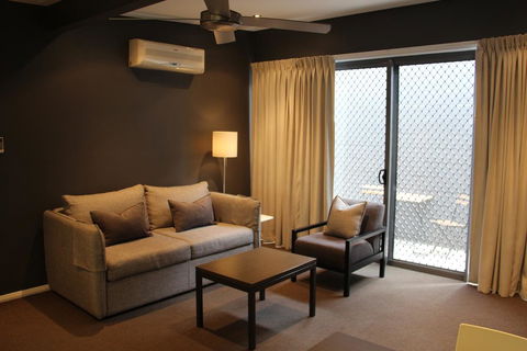 Portman House - Phillip Island Accommodation 3