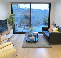 Pride Bentleigh Apartment with Private Garden - Phillip Island Accommodation