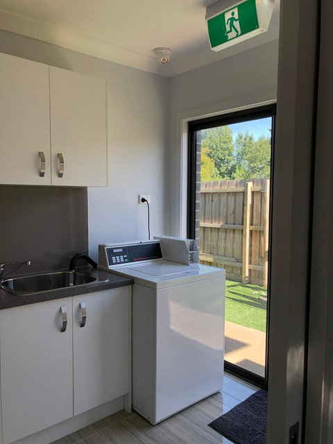 Private Studio - Phillip Island Accommodation 3