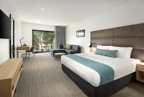 Quality Hotel Lakeside - Phillip Island Accommodation 2