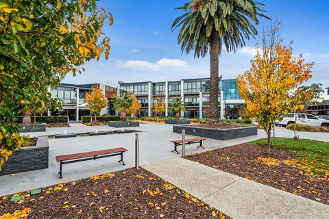 Quality Hotel Taylors Lakes - Phillip Island Accommodation 0