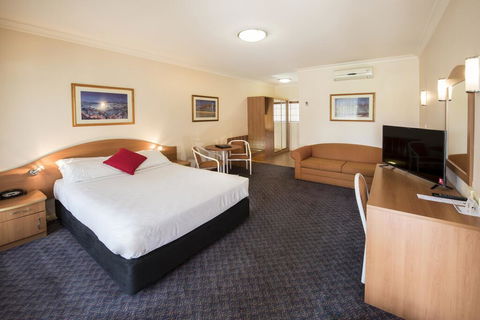 Quality Inn Penrith Sydney - Phillip Island Accommodation 2
