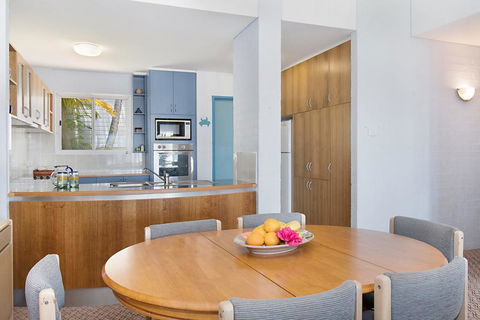 Quarterdeck Unit 2 - Lennox Head - Phillip Island Accommodation 3