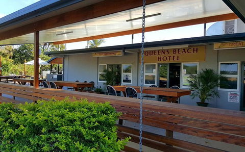 Queens Beach Hotel - Phillip Island Accommodation 0