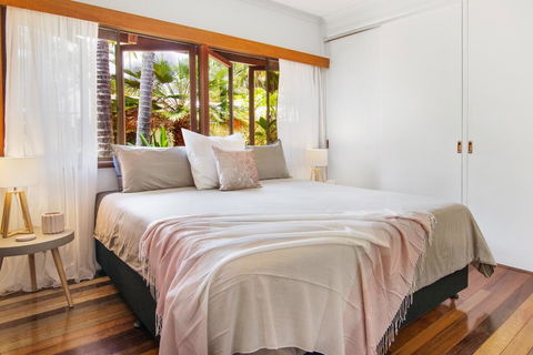 Queenslander At 4 Mile Beach Port Douglas - Phillip Island Accommodation 2