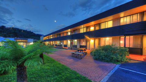 Queenstown Motor Lodge - Phillip Island Accommodation 1