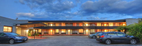 Queenstown Motor Lodge - Phillip Island Accommodation 0