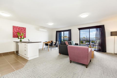 Quest Sale - Phillip Island Accommodation 2