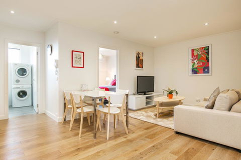 Quiet Comfort In South Yarra - Phillip Island Accommodation 0