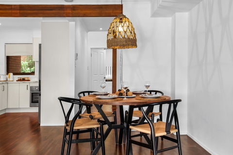 Quiet Waterfront Retreat In Family Neighbourhood - Phillip Island Accommodation 3