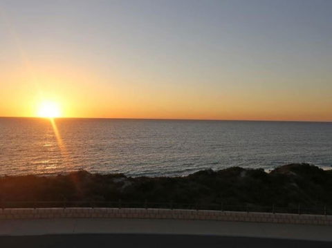 Quinns Beach Stay One - Phillip Island Accommodation 0