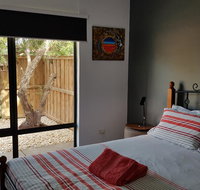 Red Ochre - Large 1BR with Private Courtyard - Phillip Island Accommodation