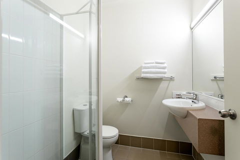 Redcliffe Motor Inn - Phillip Island Accommodation 2