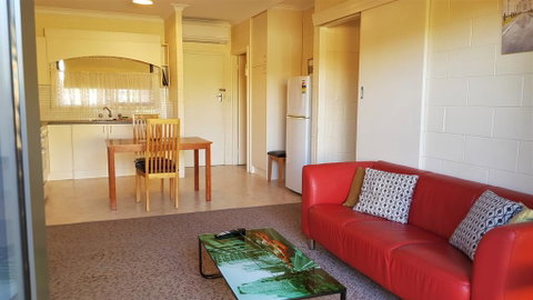 Rise N' Shine - Min Stay 4 Nights - Phillip Island Accommodation 2