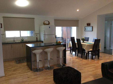 Riverside Holidays Tarwin Lower - Phillip Island Accommodation 2