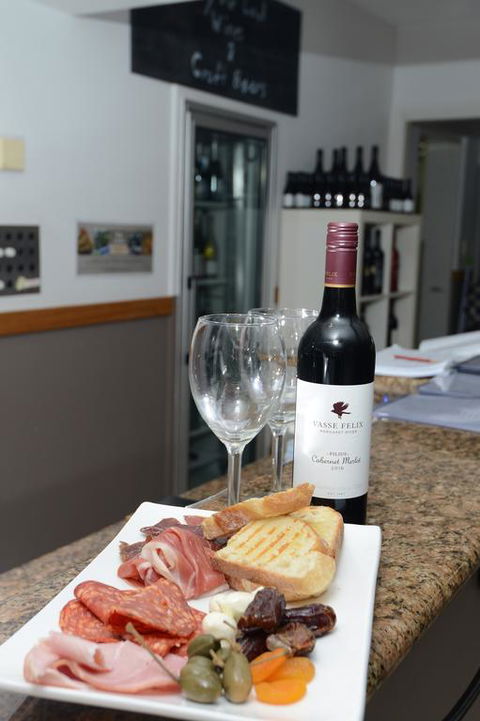 Rockpool Motor Inn - Phillip Island Accommodation 3