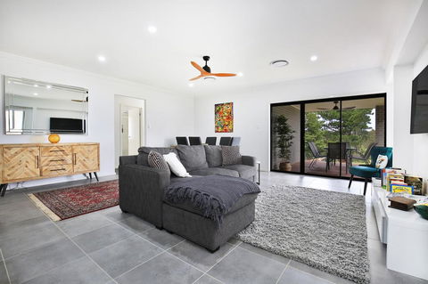 Rockwall - Pet-Friendly - Fire Pit - Phillip Island Accommodation 0