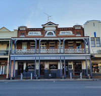 Royal Hotel - Phillip Island Accommodation