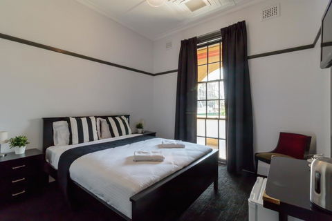 Royal Hotel Ryde - Phillip Island Accommodation 0
