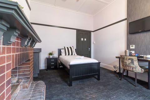 Royal Hotel Ryde - Phillip Island Accommodation 1