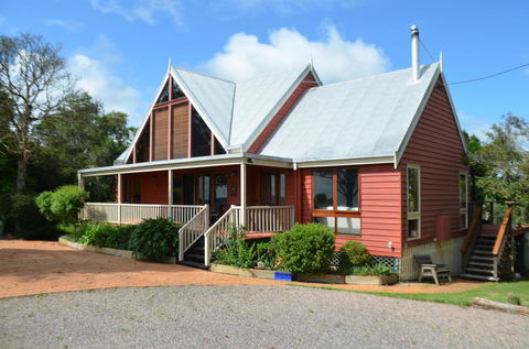 Ruddles Retreat - Phillip Island Accommodation 0