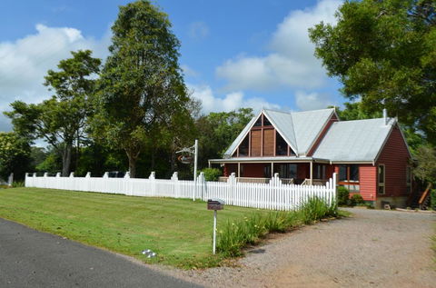 Ruddles Retreat - Phillip Island Accommodation 2