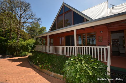 Ruddles Retreat - Phillip Island Accommodation 1