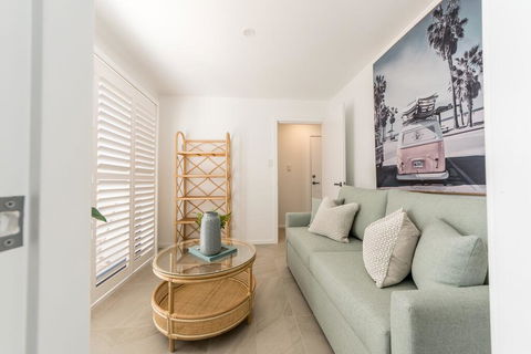 Sandcastle, 26a Winsor Street - Phillip Island Accommodation 3