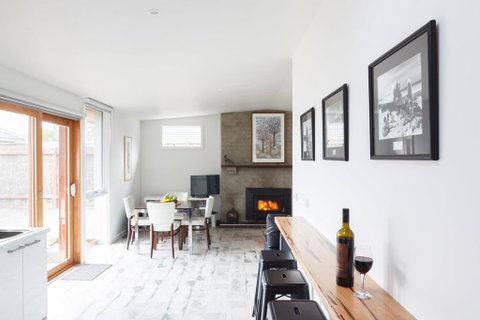 Sandy Point Hideaway - Phillip Island Accommodation 1